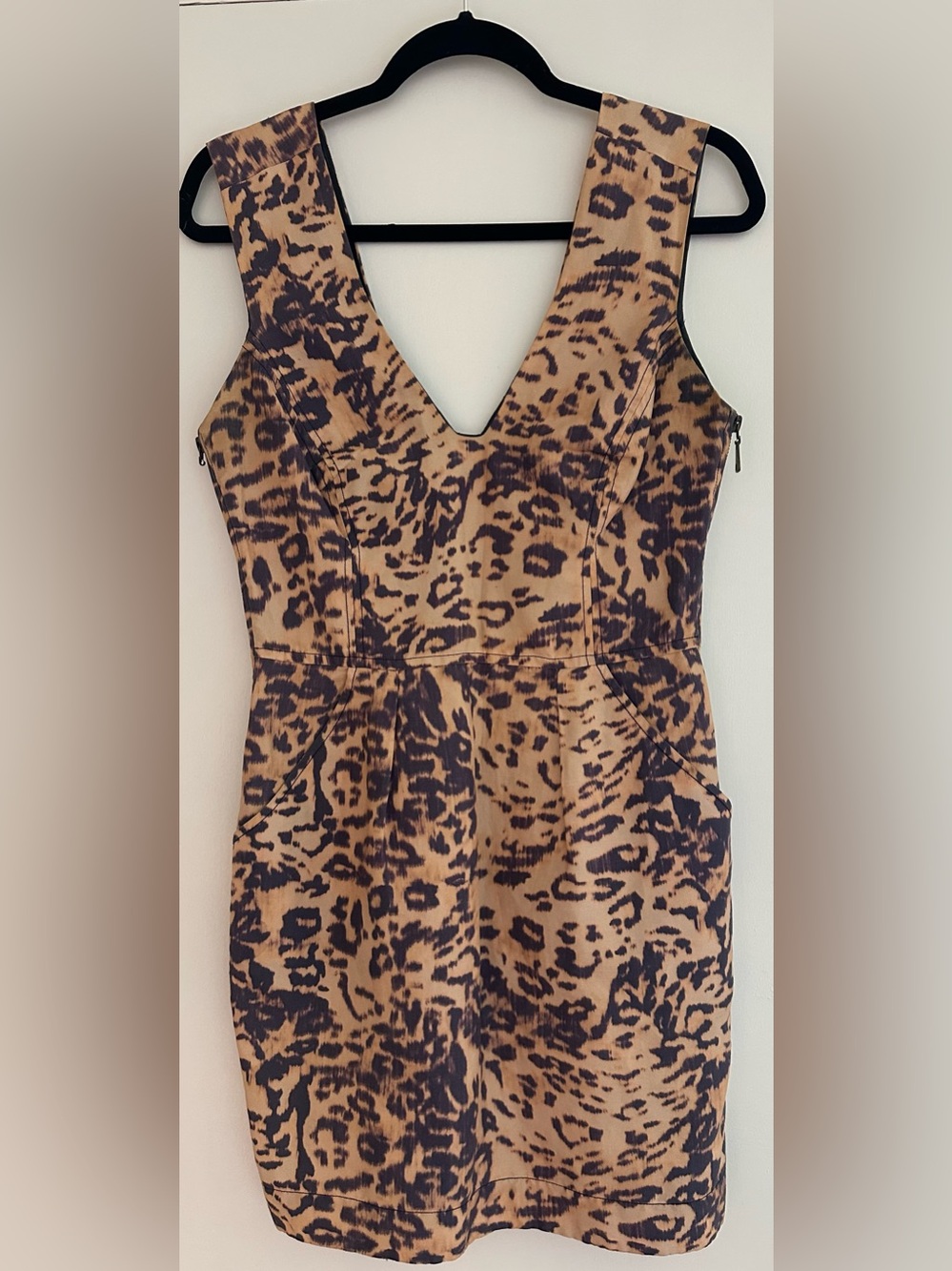 ANIMALE BRASIL Leopard Print V-Neck Bodycon Dress - Tan & Dark Brown M - Picture 2 of 15